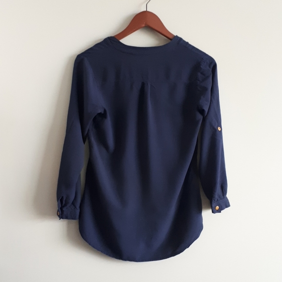 Flowy blouse - Picture 2 of 4